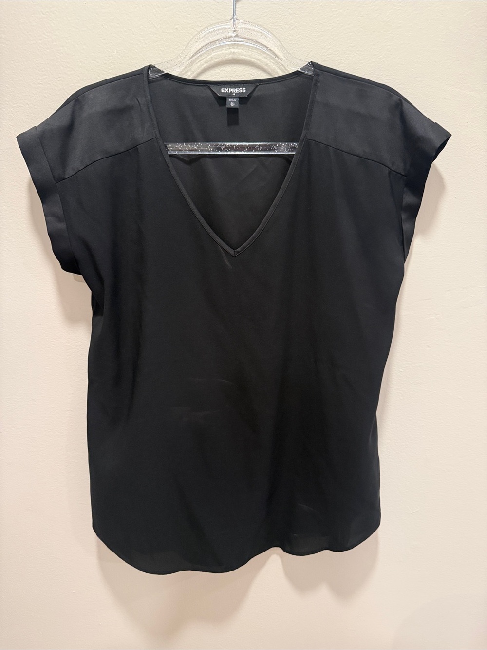 Express Black V-Neck Short Sleeve Blouse